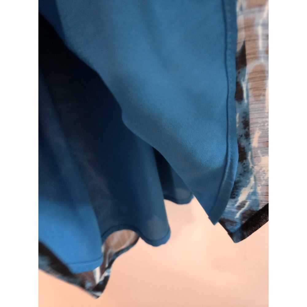 White House/Black Market sleeveless blouse-size 6 - Picture 4 of 6